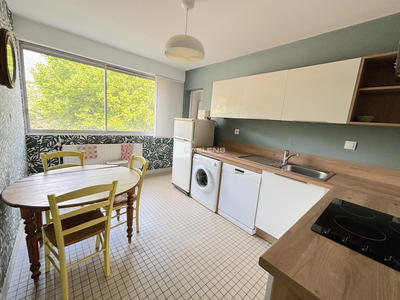 Appartement - 75 m² - 3 pièces