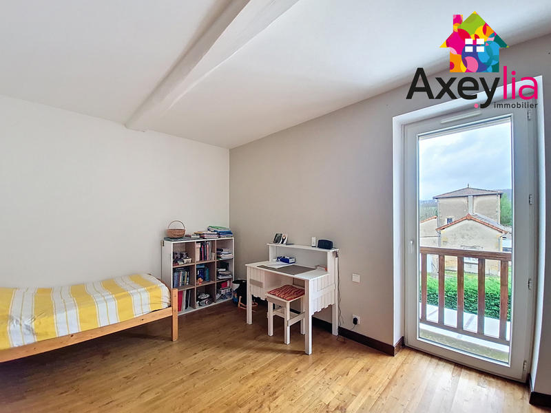 Maison - 144 m² - 5 pièces