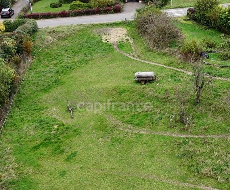Terrain constructible - 1 003 m²