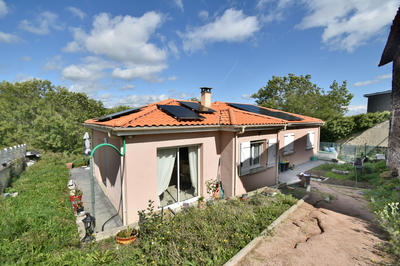 Maison - 101 m² - 5 pièces