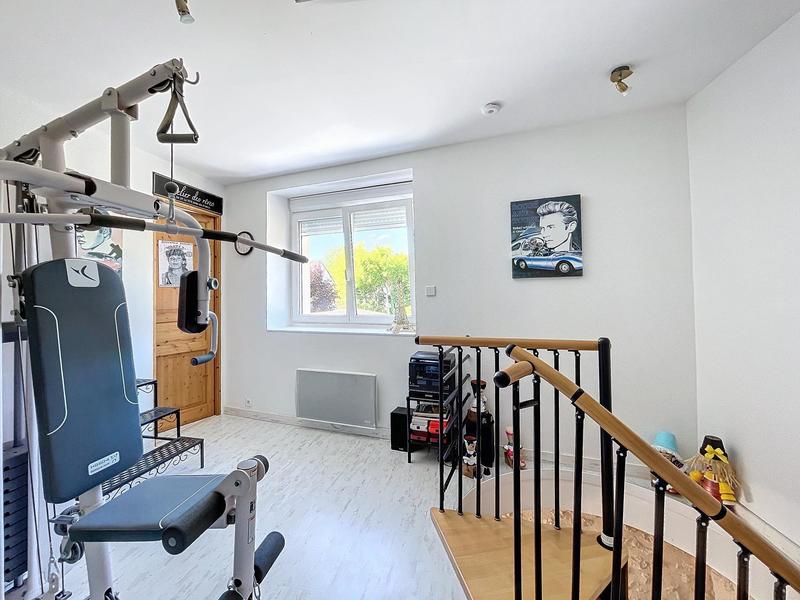 Maison - 314 m² - 9 pièces