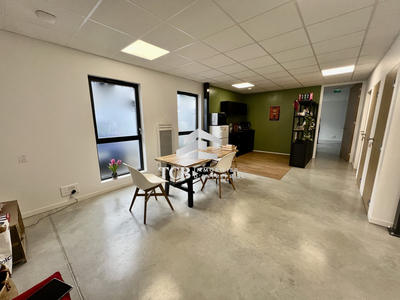 Bureau - 290 m²
