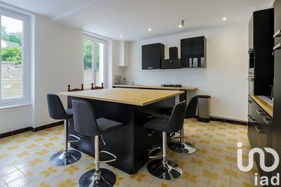 Maison - 121 m² - 5 pièces