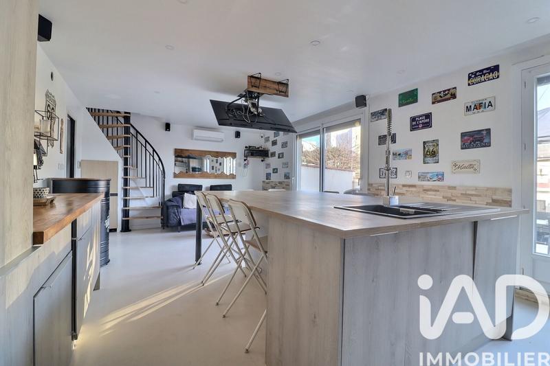 Maison - 110 m² - 7 pièces
