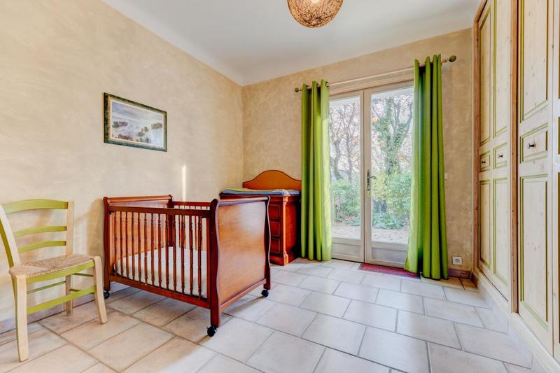 Villa - 310 m² - 8 pièces