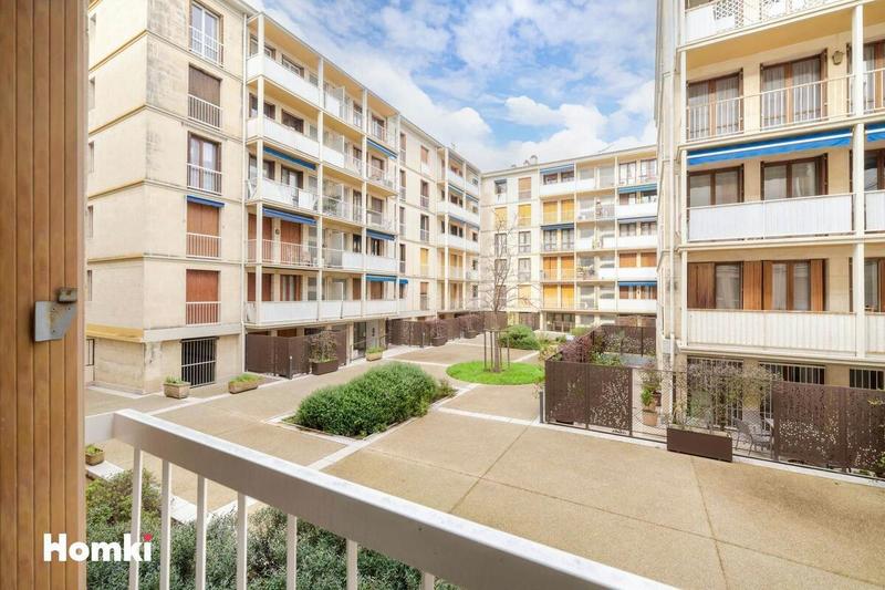 Studio - 28 m² - 2 pièces