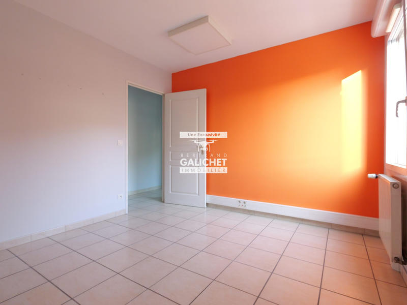 Appartement - 94 m² - 4 pièces