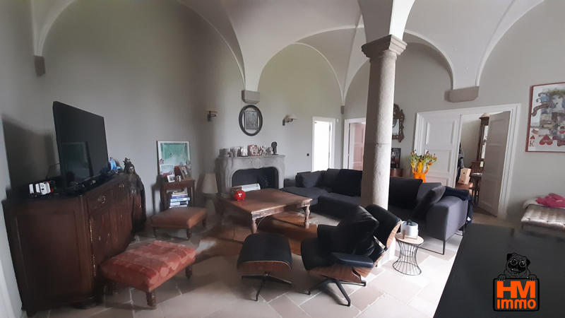 Demeure - 850 m² - 23 pièces