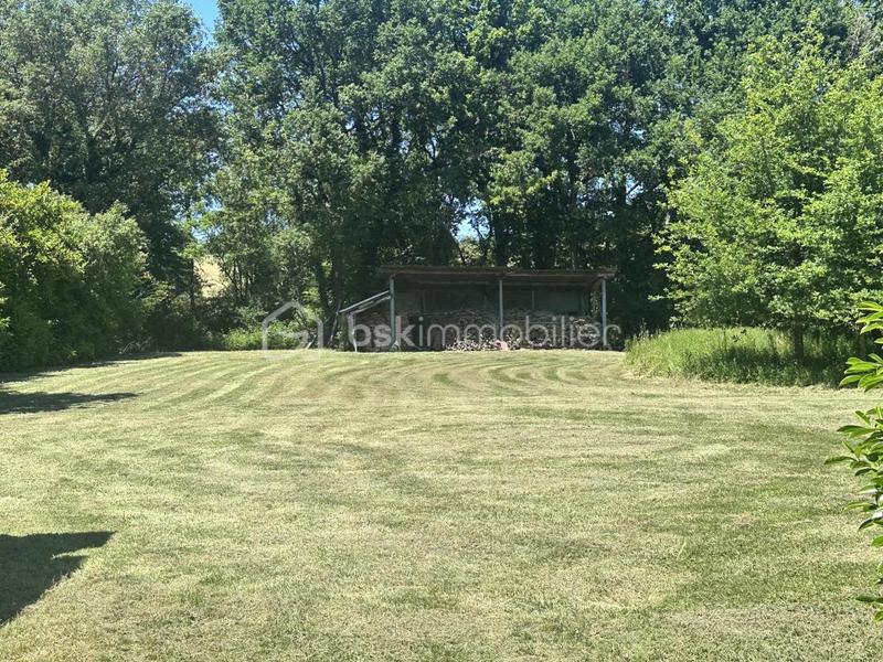 Propriété - 398 m² - 13 pièces