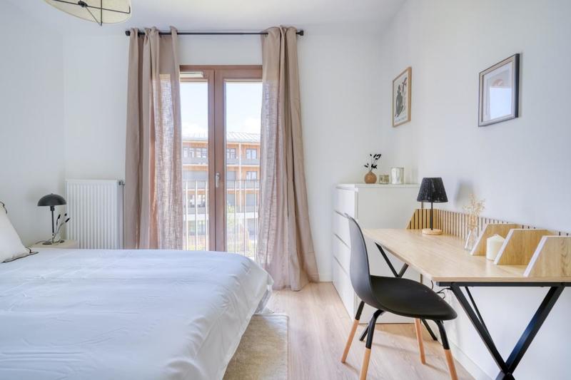 Chambre - 9 m² - 1 pièce