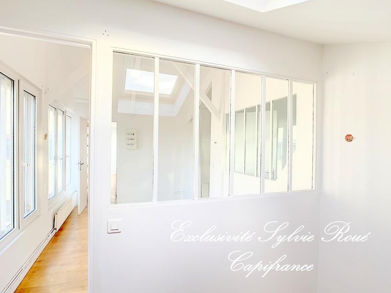 Loft - 135 m² - 4 pièces