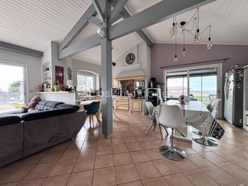 Villa - 165 m² - 7 pièces