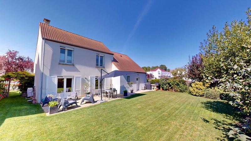 Maison - 118 m² - 5 pièces