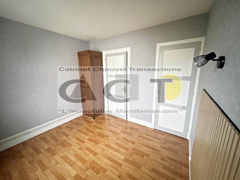 Appartement - 65 m² - 4 pièces