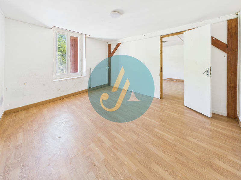 Maison - 131 m² - 6 pièces