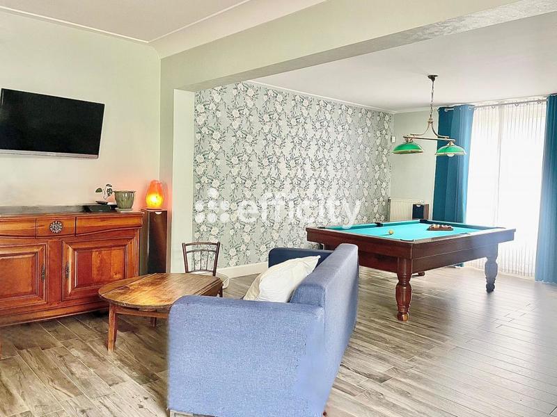 Maison bourgeoise - 220 m² - 7 pièces