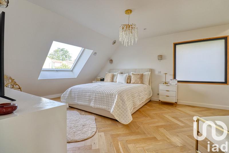 Maison - 170 m² - 5 pièces