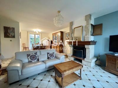 Maison - 140 m² - 6 pièces