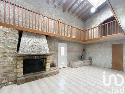 Maison - 240 m² - 8 pièces