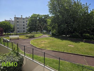 Appartement - 118 m² - 4 pièces