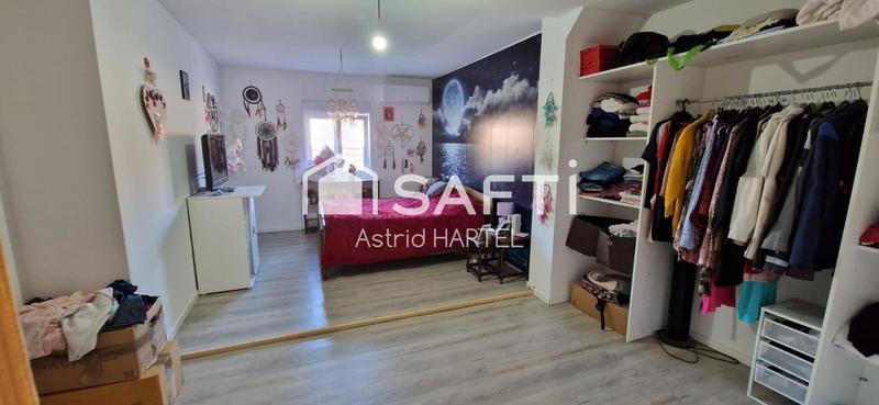 Maison - 210 m² - 6 pièces