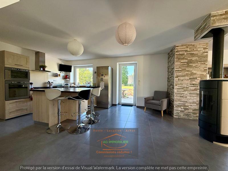 Maison - 143 m² - 6 pièces