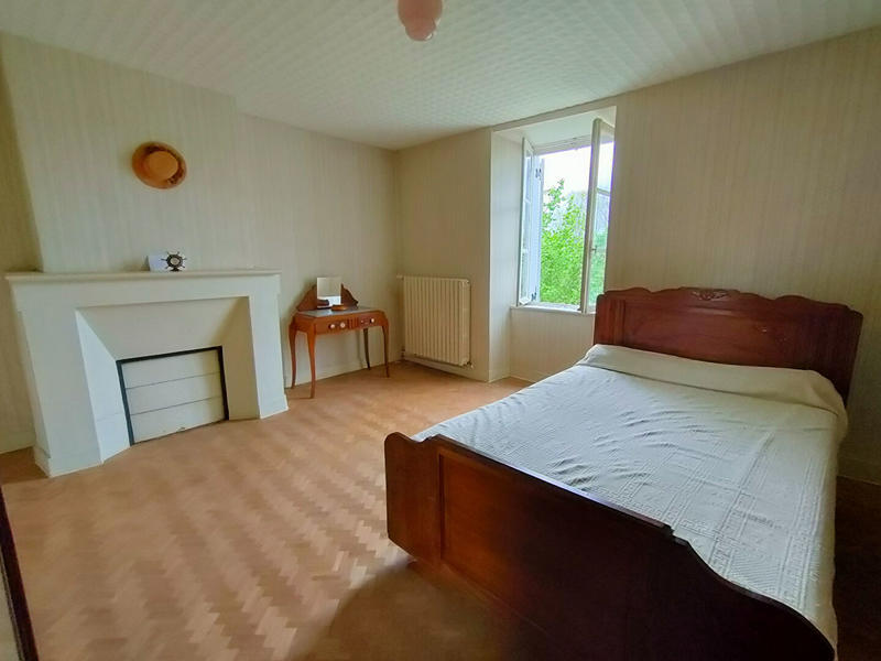 Maison - 145 m² - 7 pièces