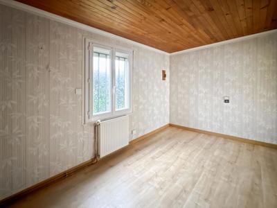 Maison - 88 m² - 5 pièces