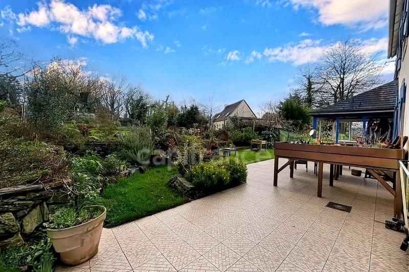 Maison - 96 m² - 5 pièces