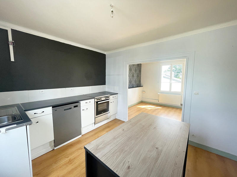 Maison - 85 m² - 5 pièces