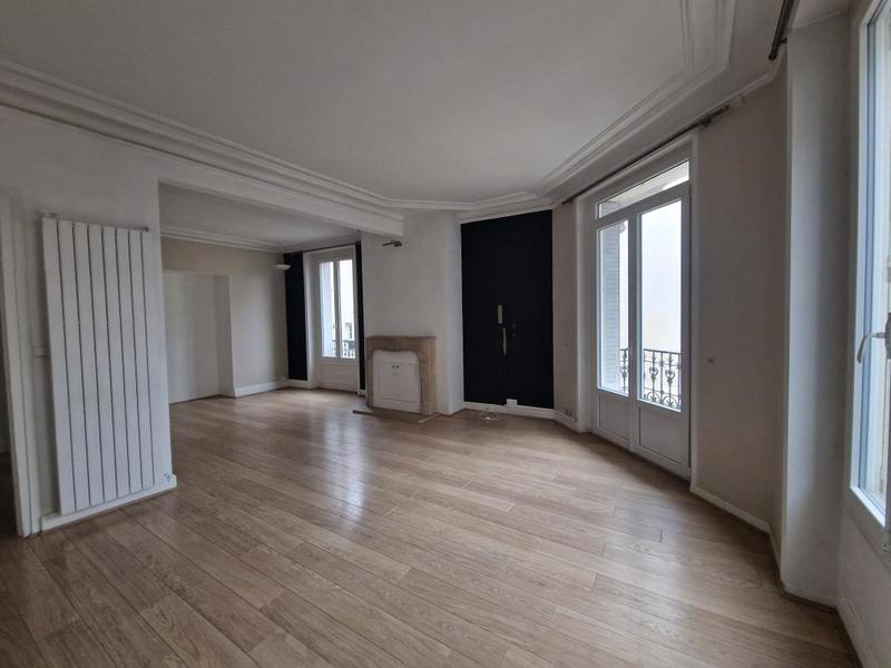 Appartement - 112 m² - 4 pièces