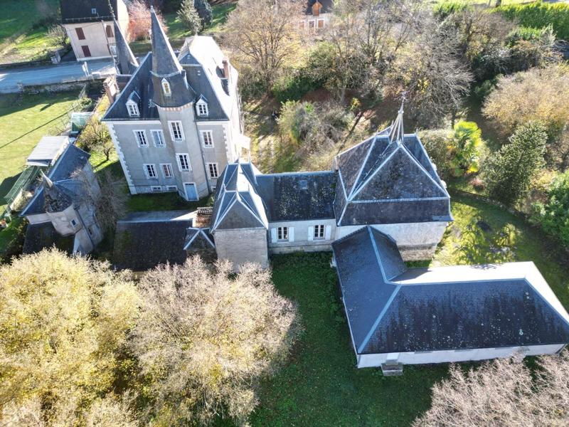 Maison de maîtres - 277 m² - 22 pièces