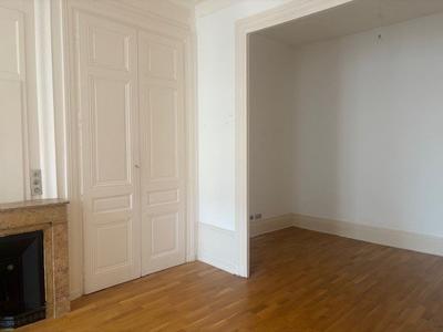Appartement - 124 m² - 4 pièces