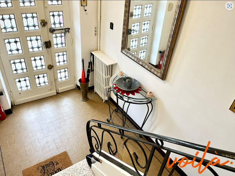 Maison - 180 m² - 7 pièces