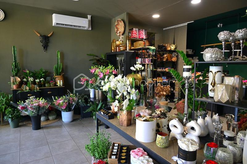 Local commercial - 71 m² - 2 pièces