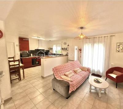 Demeure - 107 m² - 5 pièces