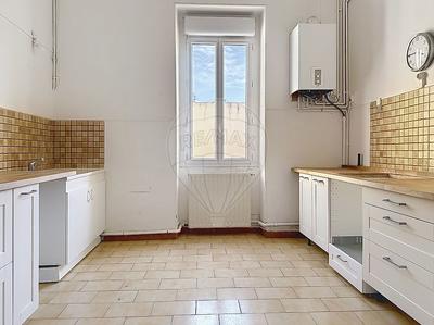 Immeuble - 378 m² - 20 pièces