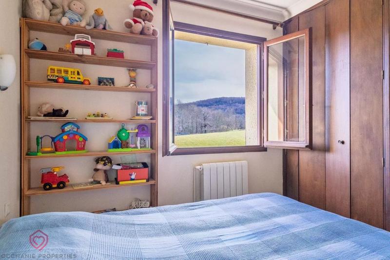 Maison - 166 m² - 7 pièces