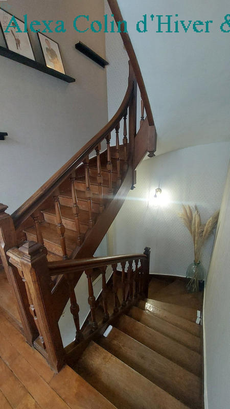 Maison - 174 m² - 7 pièces