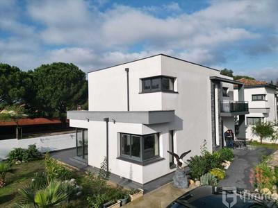 Villa - 135 m² - 5 pièces