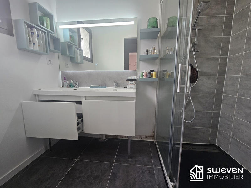 Maison - 127 m² - 5 pièces