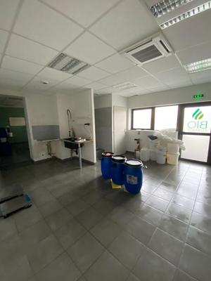 Local commercial - 370 m²