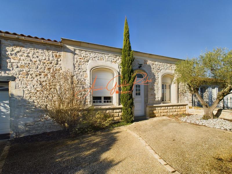 Maison - 186 m² - 6 pièces