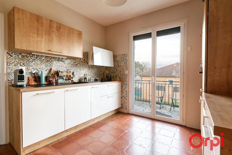 Maison - 185 m² - 8 pièces