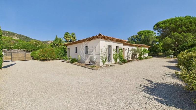 Villa - 120 m² - 5 pièces