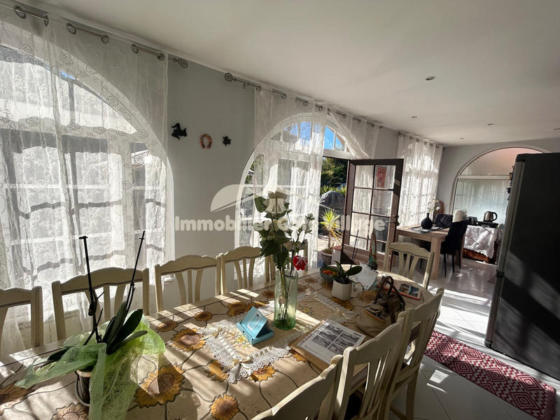 Maison - 115 m² - 6 pièces