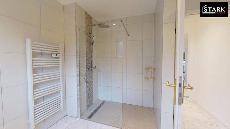 Appartement - 112 m² - 4 pièces