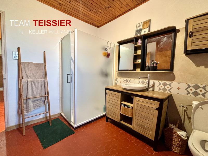 Maison - 210 m² - 8 pièces