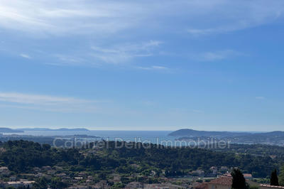 Villa - 280 m² - 5 pièces