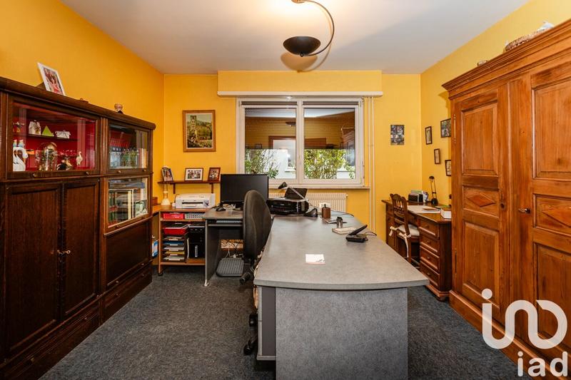 Maison - 219 m² - 8 pièces